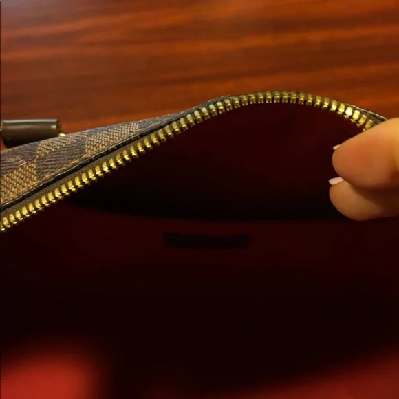 Louis Vuitton Brown Checkered Handbag - Picture 3 of 5